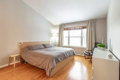 349 Pine Lake Circle, Vernon Hills, IL 60061 - Photo 11