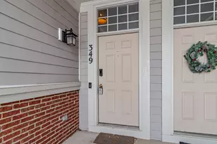 349 Pine Lake Cir, Vernon Hills, IL 60061 - Photo 3