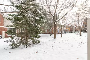 349 Pine Lake Cir, Vernon Hills, IL 60061 - Photo 25