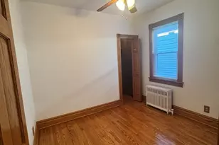 13529 S Burley Ave, Chicago, IL 60633 - Photo 5