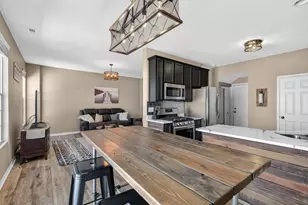 15238 Kenmare Cir, Manhattan, IL 60442 - Photo 7