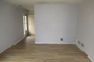 [Address not provided], Lombard, IL 60148 - Photo 3