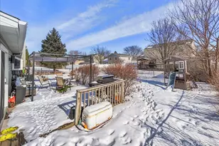 320 Homestead Dr, Bolingbrook, IL 60440 - Photo 25