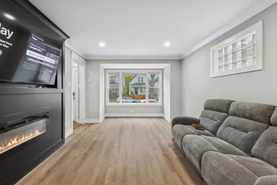 8404 S Carpenter Street, Chicago, IL 60620 - Photo 5