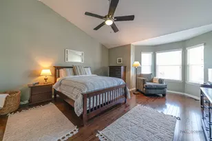 439 Pine Lake Cir, Vernon Hills, IL 60061 - Photo 17