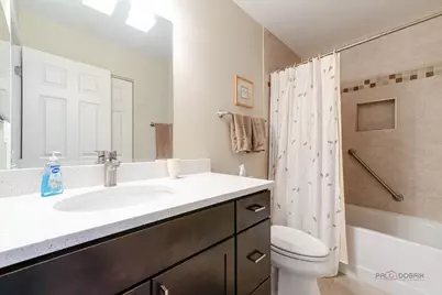 439 Pine Lake Circle, Vernon Hills, IL 60061 - Photo 23