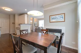 439 Pine Lake Cir, Vernon Hills, IL 60061 - Photo 9