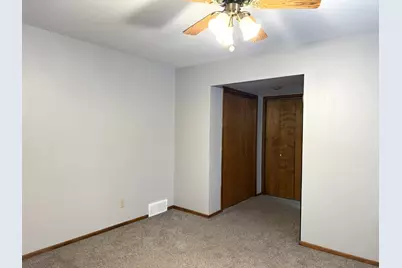 5766 Hoylake Drive, Rockford, IL 61107 - Photo 21