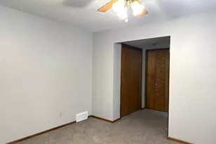 5766 Hoylake Dr, Rockford, IL 61107 - Photo 21