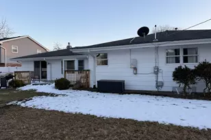 5766 Hoylake Dr, Rockford, IL 61107 - Photo 5