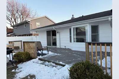 5766 Hoylake Drive, Rockford, IL 61107 - Photo 9