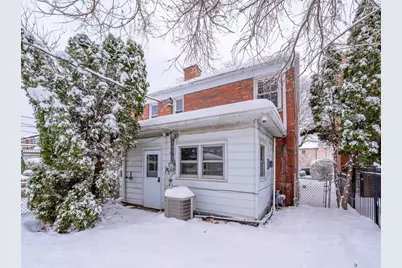 6704 Trumbull Avenue, Lincolnwood, IL 60712 - Photo 13