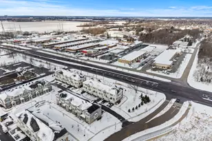 30W158 Wheeler Cir, Warrenville, IL 60563 - Photo 25