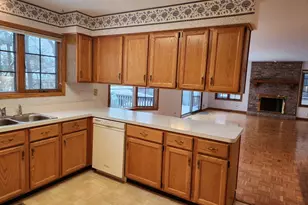 6808 Scotch Pine Trail, Darien, IL 60561 - Photo 15