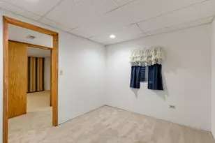 1712 Dusk Dr, Zion, IL 60099 - Photo 27