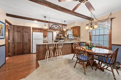 145 Sherwood Drive, Cary, IL 60013 - Photo 9