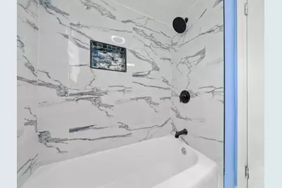 6642 S Wolcott Avenue, Chicago, IL 60636 - Photo 11