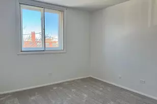 825 Pearson St, Des Plaines, IL 60016 - Photo 11