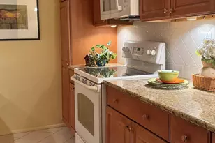 825 Pearson St, Des Plaines, IL 60016 - Photo 13