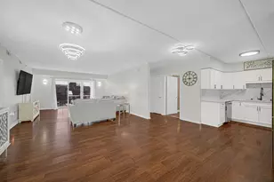 476 Alles St, Des Plaines, IL 60016 - Photo 11