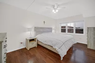 476 Alles St, Des Plaines, IL 60016 - Photo 13