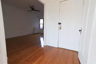 637 W Cornelia Ave, Chicago, IL 60657 - Photo 17