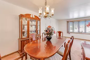 749 Old Farm Rd, Matteson, IL 60443 - Photo 9