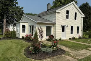314 S High St, Granville, IL 61326 - Photo 1