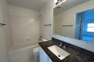 2600 Providence Ave, Aurora, IL 60503 - Photo 21