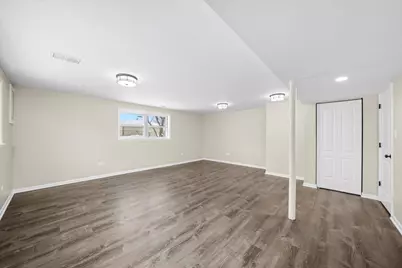 8939 Melvina Avenue, Oak Lawn, IL 60453 - Photo 27