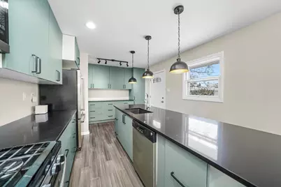 8939 Melvina Avenue, Oak Lawn, IL 60453 - Photo 13