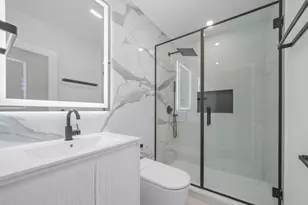 4153 N Hermitage Ave, Chicago, IL 60613 - Photo 15