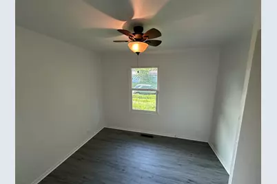[Address not provided], Dekalb, IL 60115 - Photo 9