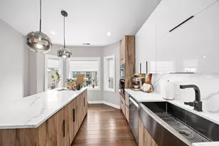 11901 Windemere Ct, Orland Park, IL 60467 - Photo 5