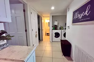 308 Low St, Bloomington, IL 61701 - Photo 27