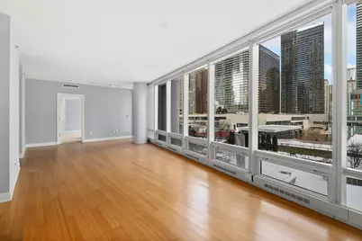 340 E Randolph Street #302, Chicago, IL 60601 - Photo 7
