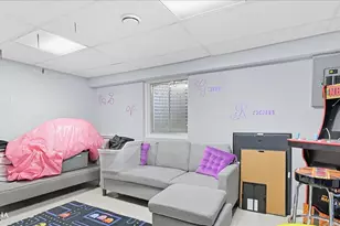 2216 Beechwood Rd, Joliet, IL 60432 - Photo 19