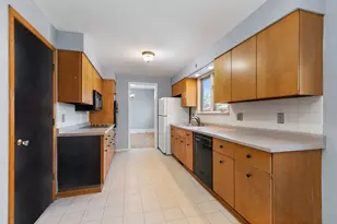 126 Park Ave, Dekalb, IL 60115 - Photo 5