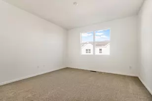 323 Kingsport Dr, South Elgin, IL 60177 - Photo 23