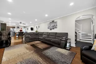 5016 Jarlath Ave, Skokie, IL 60077 - Photo 5