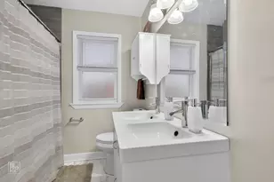 5016 Jarlath Ave, Skokie, IL 60077 - Photo 11