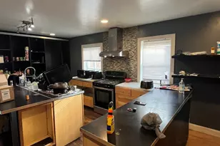 9737 S Calumet Ave, Chicago, IL 60628 - Photo 5