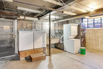 2641 W Fitch Avenue #2, Chicago, IL 60645 - Photo 17