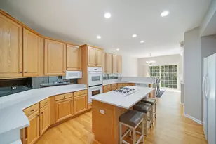 33 Spyglass Cir, Palos Heights, IL 60463 - Photo 9