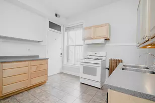 622 W Briar Pl, Chicago, IL 60657 - Photo 13