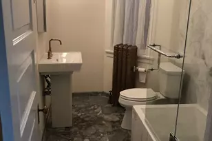 622 W Briar Pl, Chicago, IL 60657 - Photo 9