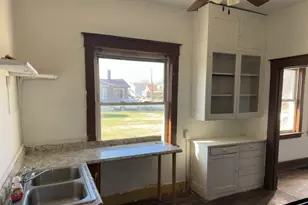 1638 4th St, Madison, IL 62060 - Photo 7