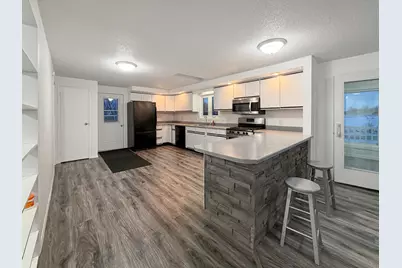 7980 E Ridott Road, Ridott, IL 61067 - Photo 9