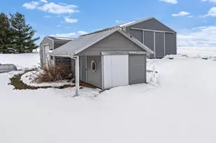 7980 E Ridott Rd, Ridott, IL 61067 - Photo 41