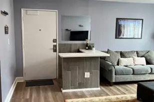 [Address not provided], Chicago, IL 60613 - Photo 5